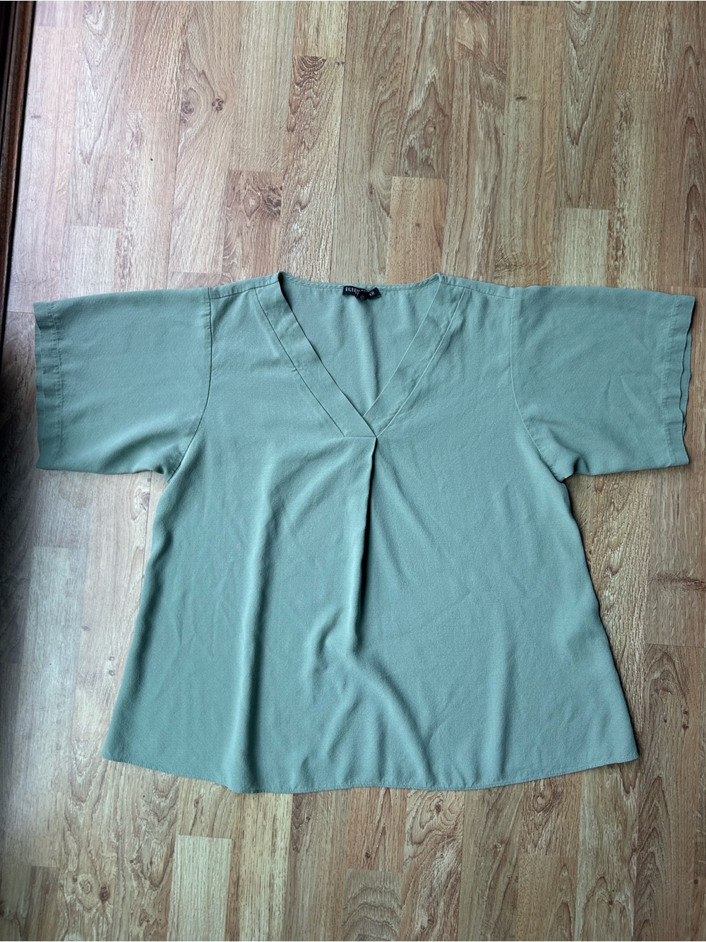 Eileen Fisher Petite Medium Silk Shirt